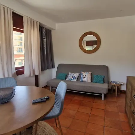 Varinos House 아파트